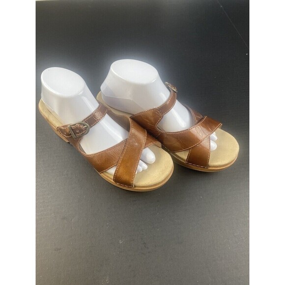 Dansko Bronze Patent Leather Criss Cross Strappy Slides Sandals Clogs  Size‎ 41 - Picture 1 of 16